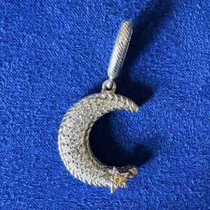 Judith Ripka Sterling Silver Crescent Moon Pendant❣️